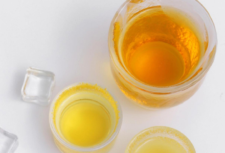 怎样辨别买到的酒是不是健康露酒